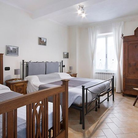 B&B Sotto Le Torri อัลเบงกา ภายนอก รูปภาพ
